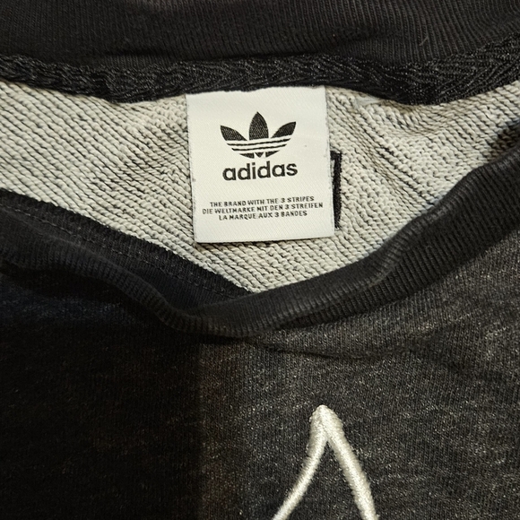 💜Adidas sweater/shirt color gray💕 - Picture 10 of 11